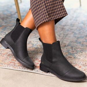 New Toms Black Charlie Boots